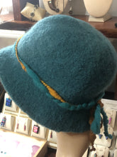 100% Wool Felted Hat - Dark Green with Art Yarn band
