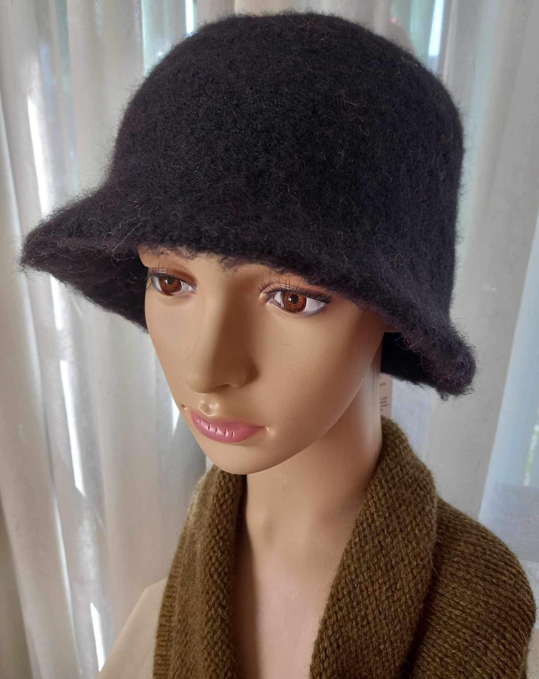 100% Wool Felted Hat - Black