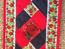 Rose Quilted Kiwiana Table Runner