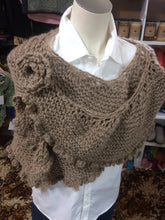 Shawl with Brooch - Brown Wool
