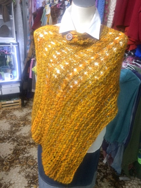 Poncho - Wool Hand knitted Hand dyed - Yellow